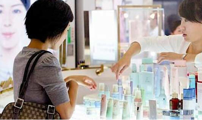 化妝品銷售技巧之掌握顧客消費(fèi)心理